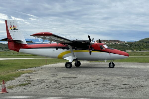 DHC-6-300 MSN 715 on ramp